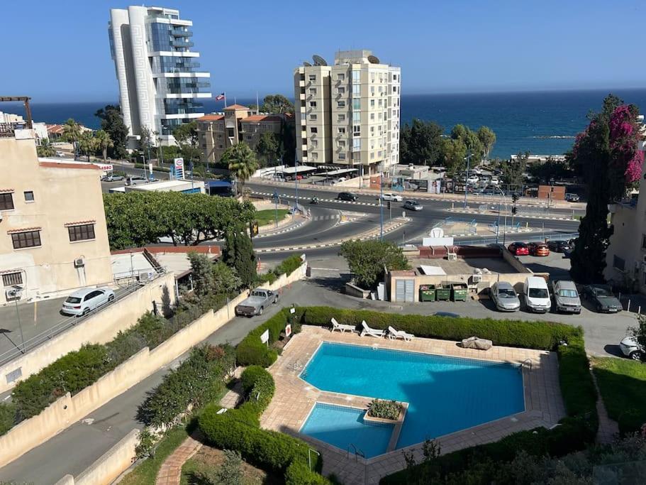 Seaview, 1 Bedroom Apt With A Pool Limassol Exterior photo